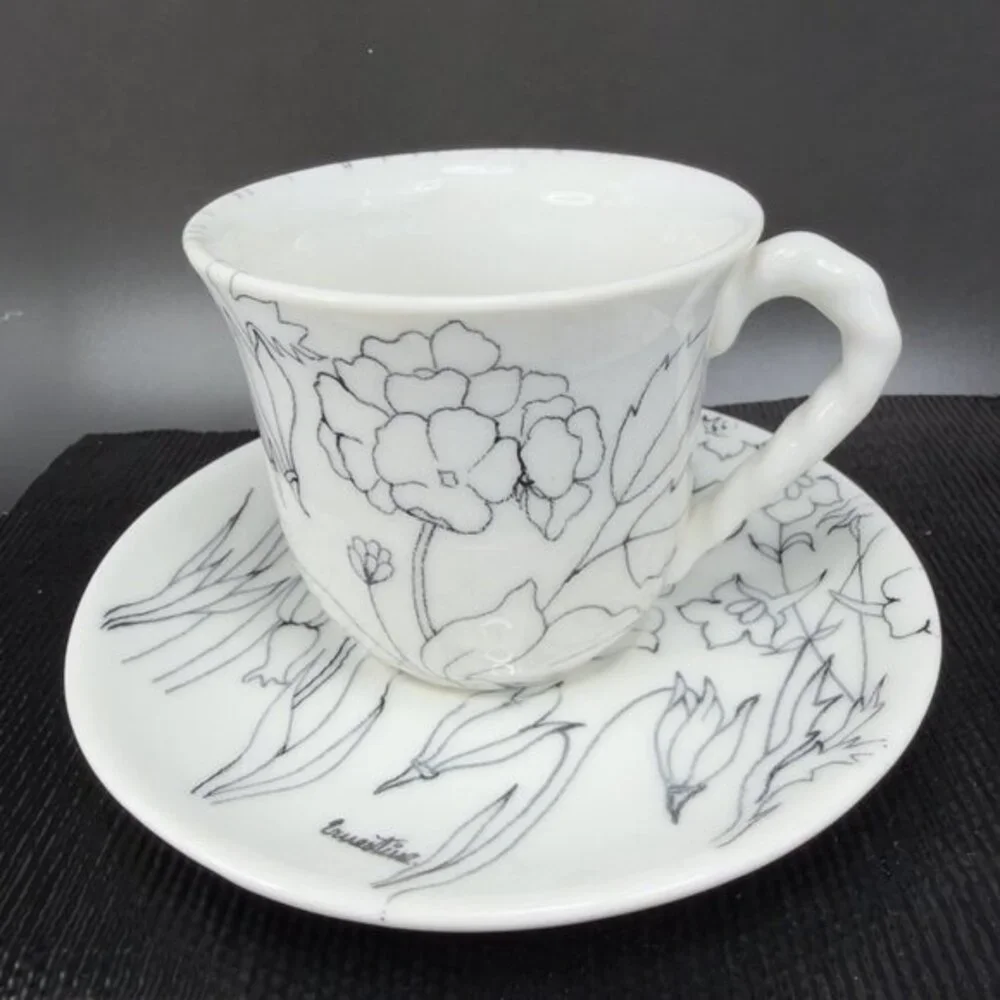 Hand Made Italian Pottery Teacup And Saucer Set Floral Pattern Artist Signed Set